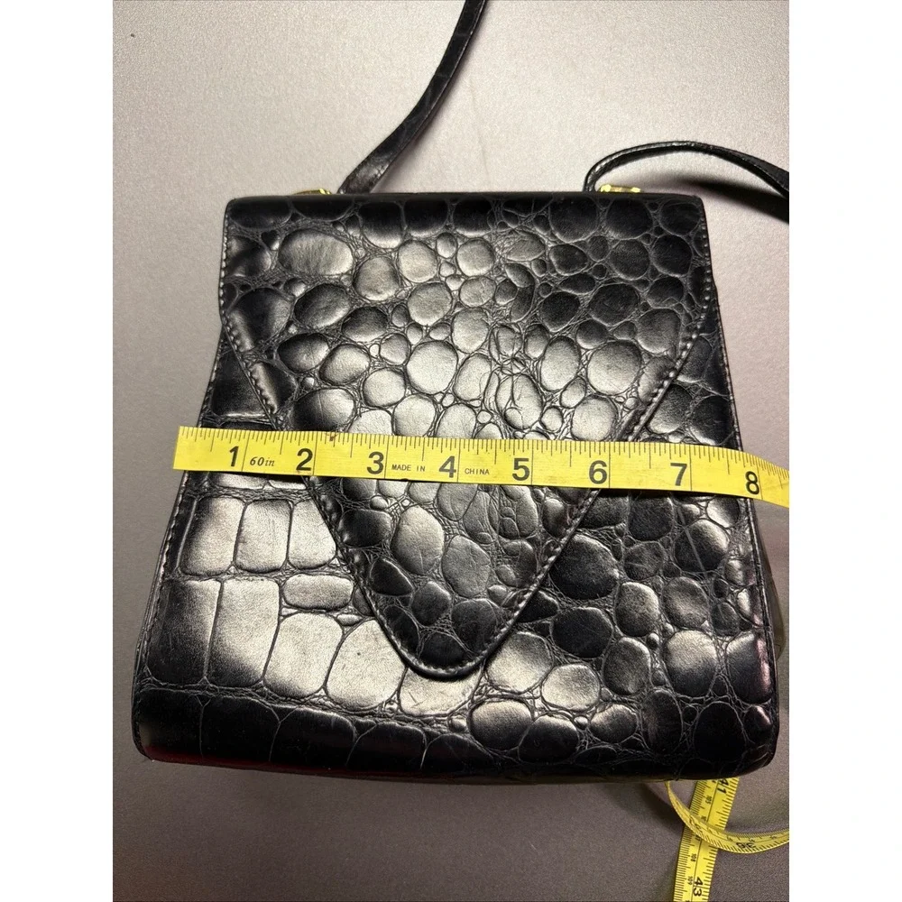 Valerie Stevens Black Croc Embossed Leather Crossbody Bag Envelope Flap Square